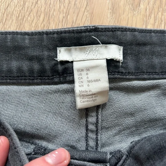 Small shorts bundle - Picture 8 of 9